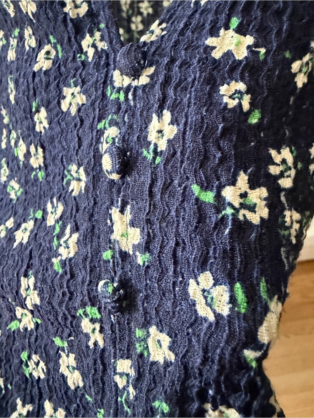 LOFT Navy Floral Split-Neck Short Sleeve Blouse - Picture 5 of 8